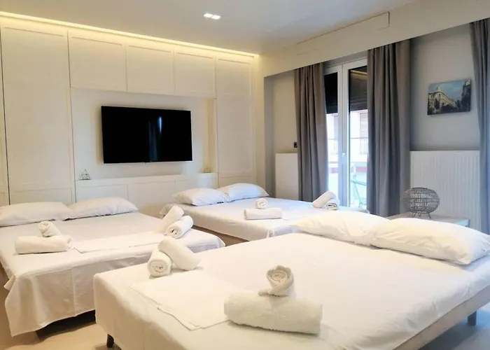 Luxurious Apartment In Acropolis